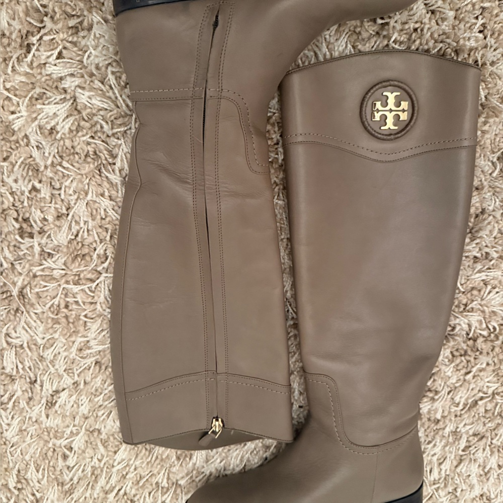 TORY BURCH ASHLYNN RIDING BOOT PORCINI US Women’s Size 6 Tall Boot w/ Box - Picture 13 of 16